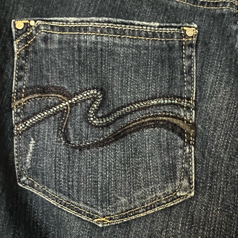 White House Black Market Slim Crop Jeans - Picture 5 of 9